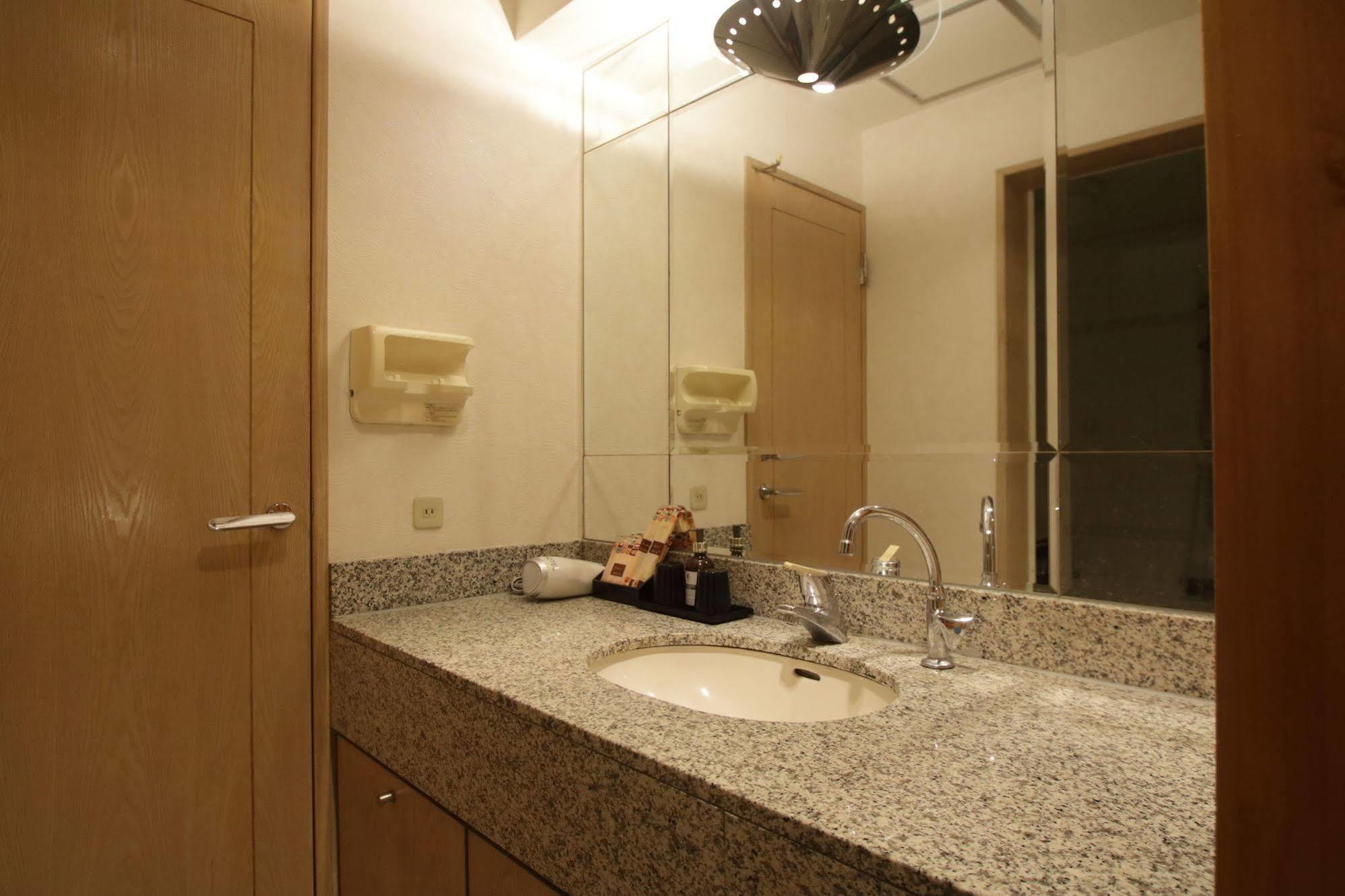 Oak Ikebukuro Hotel 2*